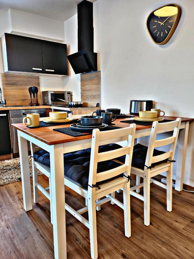 Lions Place Premium Apartments Comfort Optionaler Zugang Zum Spa- Bereich ไฮเดนไฮม์ อันแดร์ เบรนซ์ ภายนอก รูปภาพ
