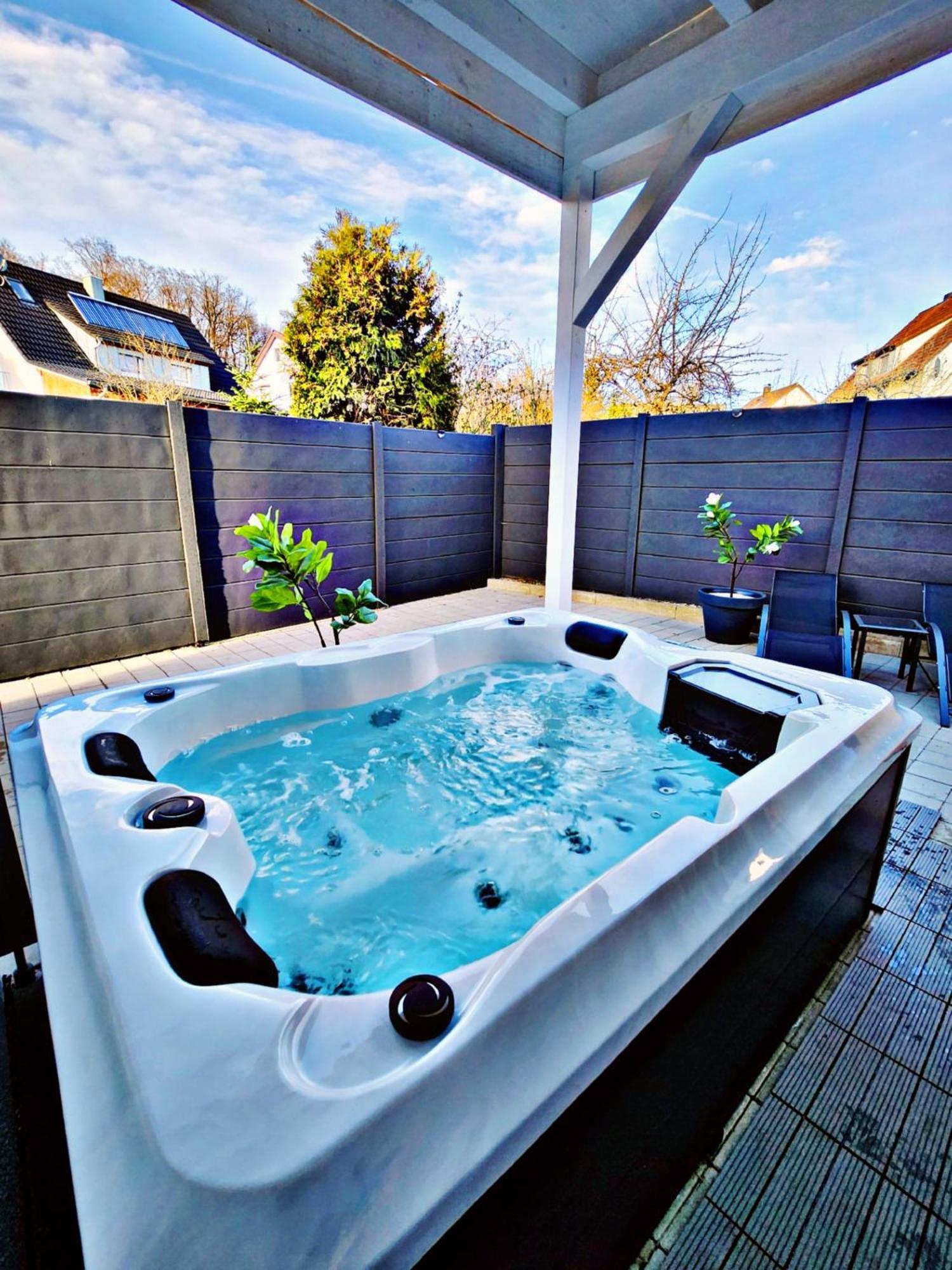 Lions Place Premium Apartments Comfort Optionaler Zugang Zum Spa- Bereich ไฮเดนไฮม์ อันแดร์ เบรนซ์ ภายนอก รูปภาพ