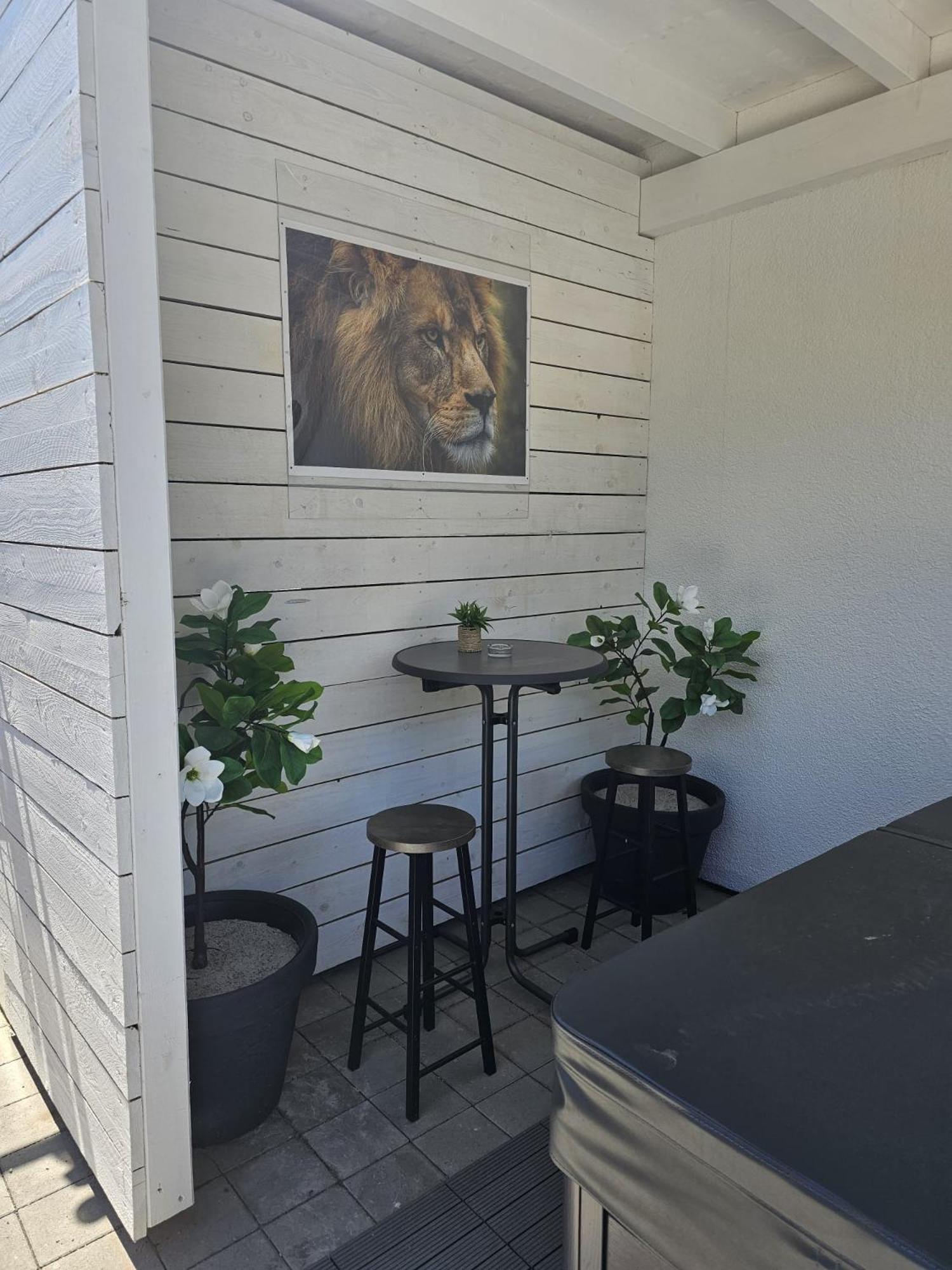Lions Place Premium Apartments Comfort Optionaler Zugang Zum Spa- Bereich ไฮเดนไฮม์ อันแดร์ เบรนซ์ ภายนอก รูปภาพ